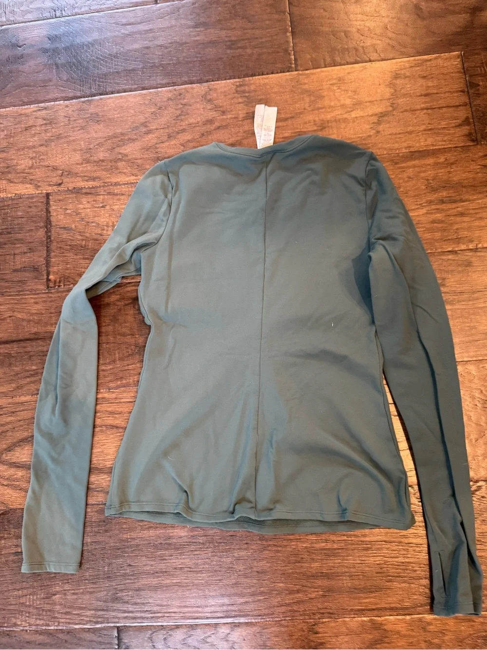 ALO Yoga Long Sleeve Crew Neck Top in Olive Green